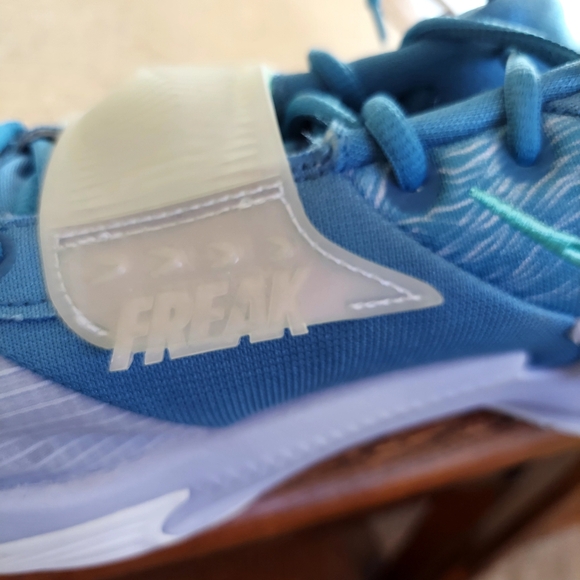 Nike Zoom Freak 3 Freezing Time Size 9 - Picture 9 of 10